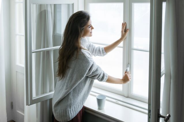 When your vinyl replacement windows are installed by Window Replacements Unlimited, you can be sure they are installed professionally. Get your free in-home estimate today!